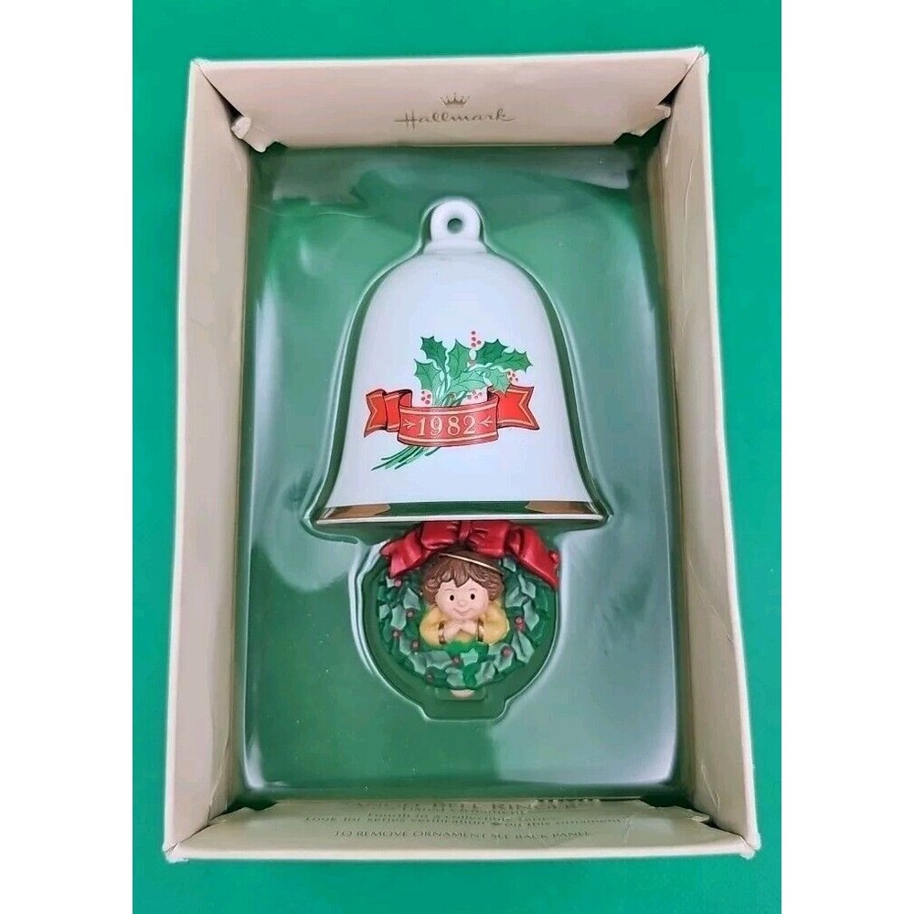 Hallmark Keepsake 1982 Ornament Bellringers #4 Angel Bell Ringer